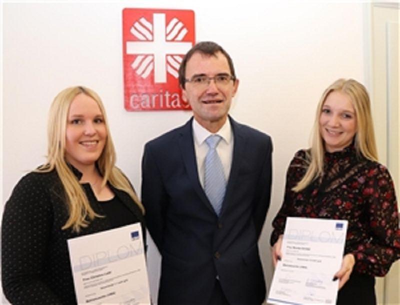 Diplom für Caritas-Mitarbeiterinnen in Passau