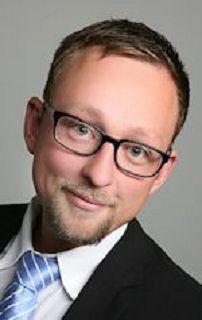 Markus Eibl, Betriebswirt (VWA) und Bachelor of Arts